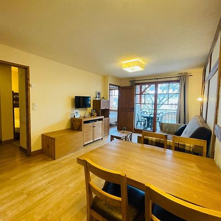 Appartements Avec Piscine Interieure Sauna Parking Etage 1 Au Centre Du Village Dans Residence Cami Real 생라리술랑 외부 사진