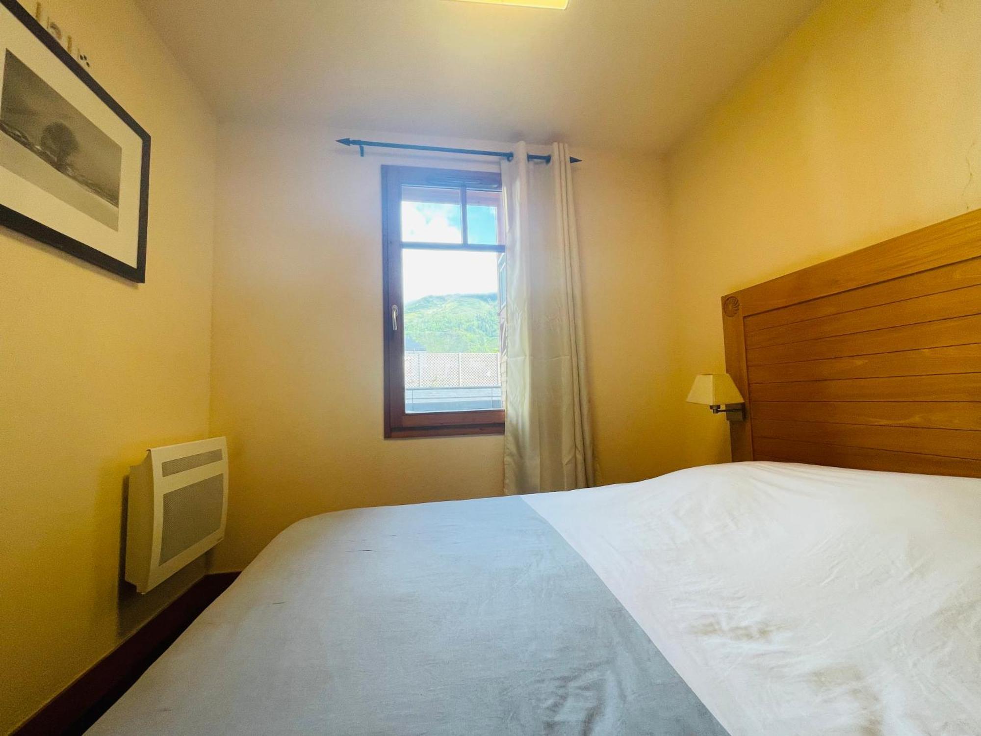 Appartements Avec Piscine Interieure Sauna Parking Etage 1 Au Centre Du Village Dans Residence Cami Real 생라리술랑 외부 사진